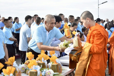 กิจกรรมน้อมสำนึกในพระมหากรุณาธิคุณพระบาทสมเด็จพระเจ้าอยู่หัว และพระบรมราชชนนีพันปีหลวง